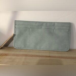 BÉIS The Seatback Organizer in Light Blue